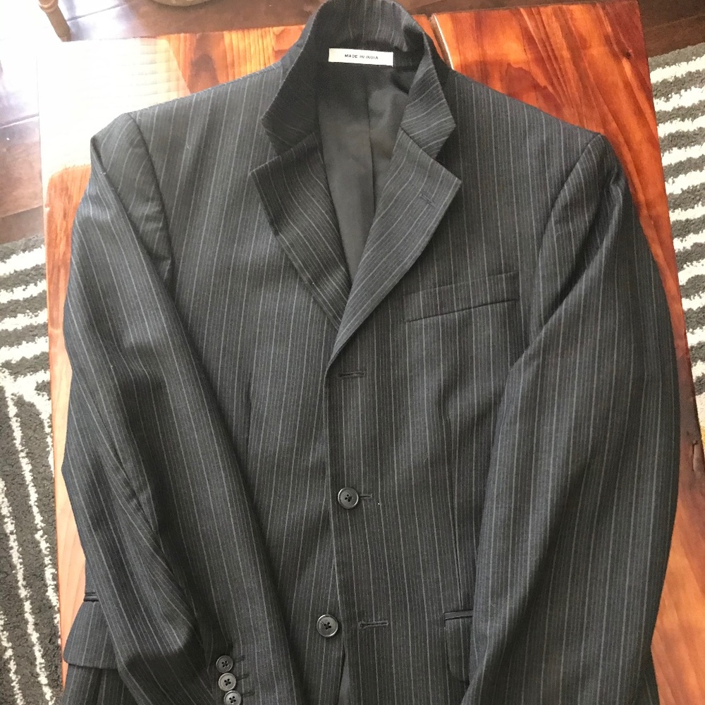 Kenneth Cole Men’s Suit
